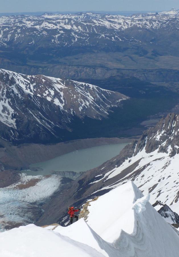 Casa Andina Chaltén El Chalten Esterno foto