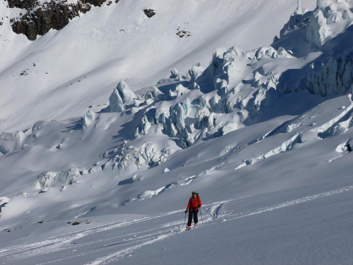 Casa Andina Chaltén El Chalten Esterno foto